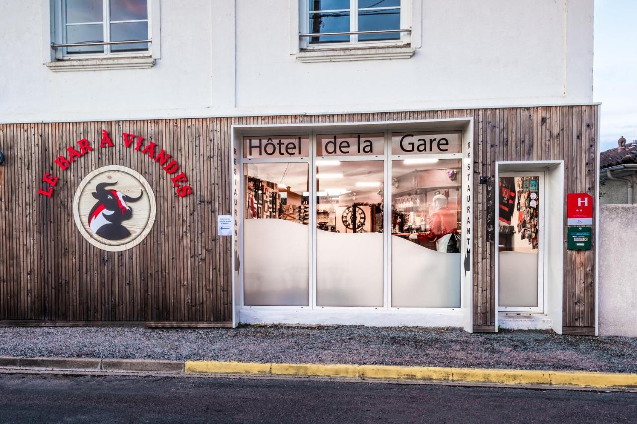 Hotel De La Gare Surgères Dış mekan fotoğraf